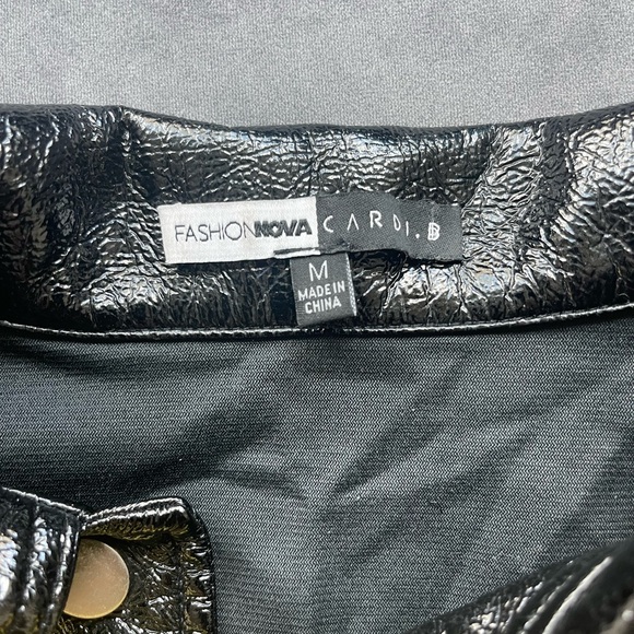 CardinB Two Piece Set - Picture 3 of 4